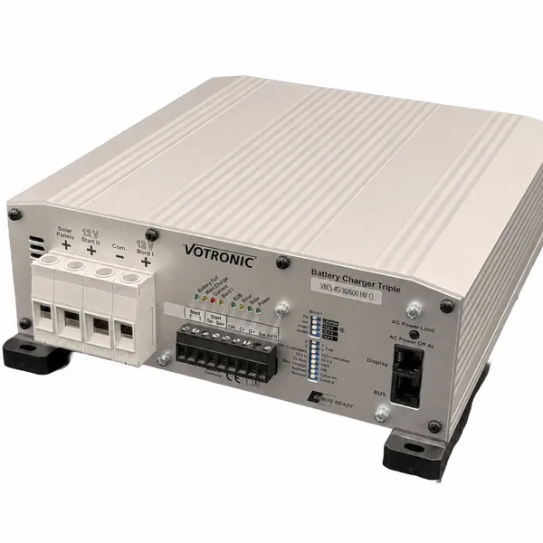 Votronic VBCS 45/30/600 Triple HV CI 3271 - 45A B2B-Ladewandler, 30A Netzladegerät & 600Wp MPPT-Solarladeregler
